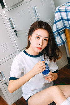 被催眠的少妇
